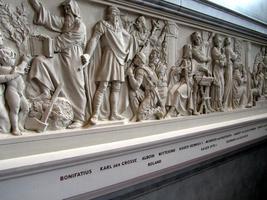 Long relief work showing historical figures, including Karl der Grosse (Charlemagne)