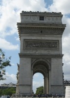 side view of Arc de Triomphe