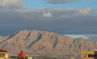 mountains and cityscape to east of Las Vegas