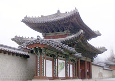 Kyeongbokkung (side entrance) 