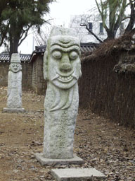 Totems at Folklore Museum (1) 