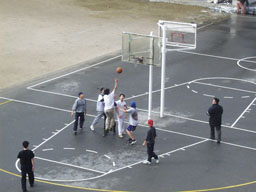 Basketball game at Hongik 