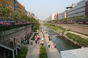 River walk near Dongdaemun