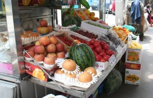 Real fruits & vegetables at Namdaemun