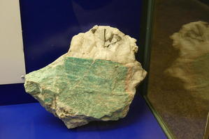 Stone with green veins