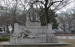 monument to brahms