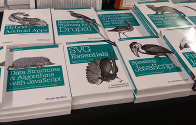 O'Reilly books with SVG Essentials on display