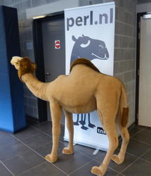 Large plush camel at display for Perl programming language