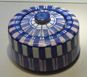 blue dish with lid