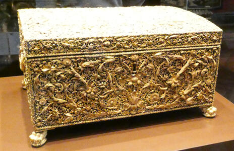 finely detailed gold box
