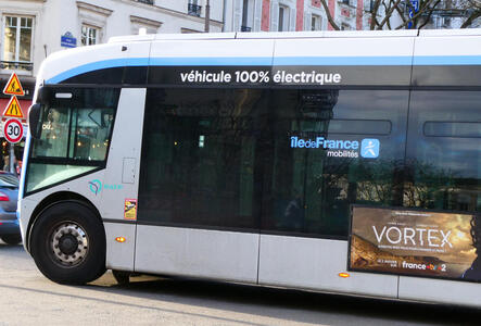 hundred percent electric bus