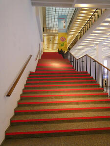 stairway with red carpeting