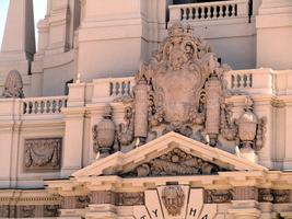 Relief sculptures on Pasadena City Hall