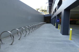 Large number of ring-shaped bicycle racks
