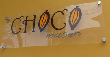 “Choco Museo”; the two Os in Choco are in the shape of chocolate beans.