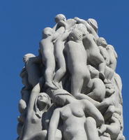 Figures at top of obelisk