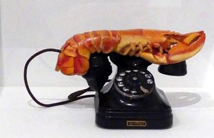 lobster telephone by dali