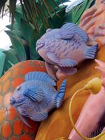 Tropical fish sculpture on Mermaids Casino