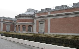 Back view of Museo del Prado (brick building)