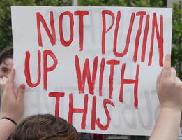 Sign: Not Putin up with this