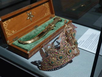 morocco dagger tiara