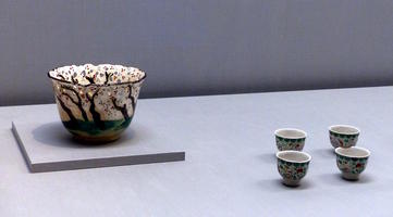 Lacquerware cups with cherry blossom theme