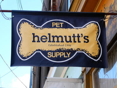 helmuts pet supply logo