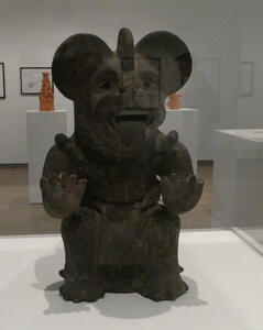 anthropomorphic effigy urn