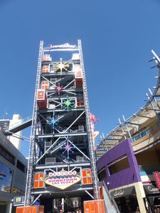 Multi-story tower for downtown Las Vegas zip line
