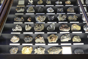 Minerals, majority of which look like gold