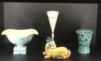 Ceramic vessels, one in shape of a horse