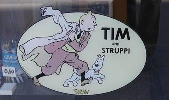 Sticker with Tintin and Milou and their German names, Tim and Struppi.