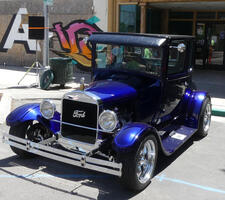 Blue Model T-style car