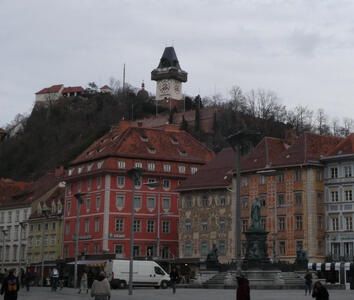 hauptplatz with uhrturm in background