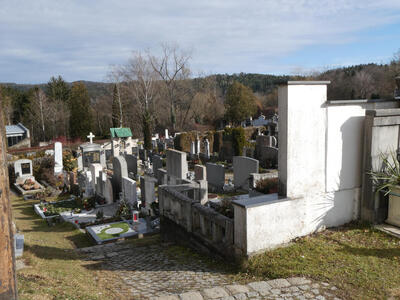 cemetery near mariatrost