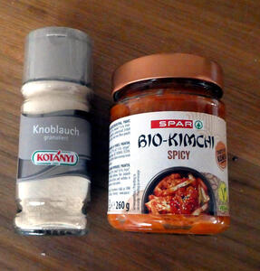 knoblauch pulver und bio kimchi