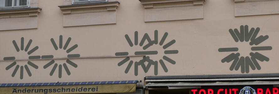 Series of wall paintings showing two sun-lie symbols separated, then approaching, then nearly merged.