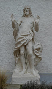 statue of jesus