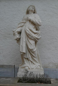 statue of robed figure