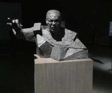 bust of angry man