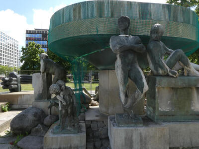 drained fountain