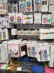 art and drawing materials