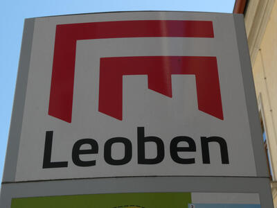 Leoben sign