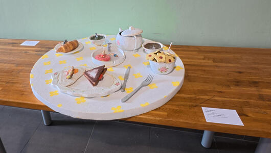 Tray of ceramics in shape of pastries