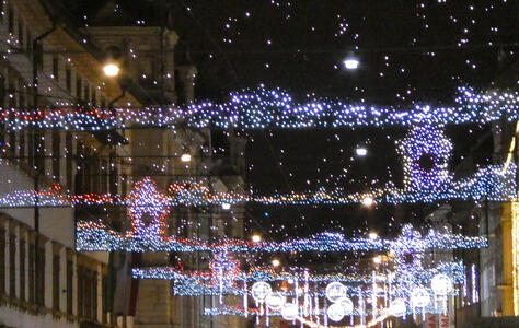 LED light panel stretched across street; showing the Uhrturm.P