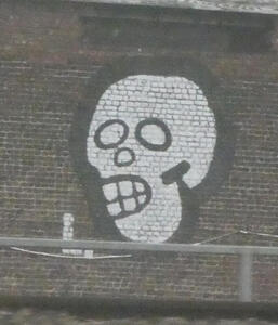 skull graffiti