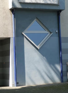 diamond shaped window