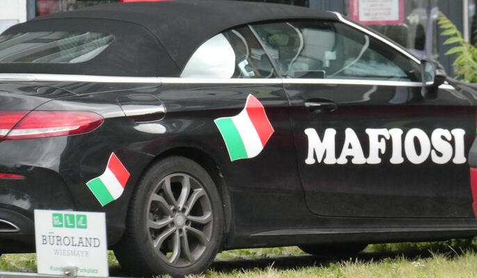 car labeled Mafiosi