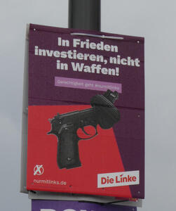 In Frieden investieren, nicht in Waffen (Die Linke)