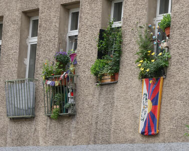 balcony display